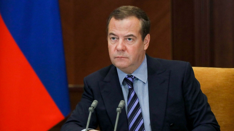зампред Совбеза России Д.А Медведев высказался на счет санкций от США и ЕС - Любимый Томск